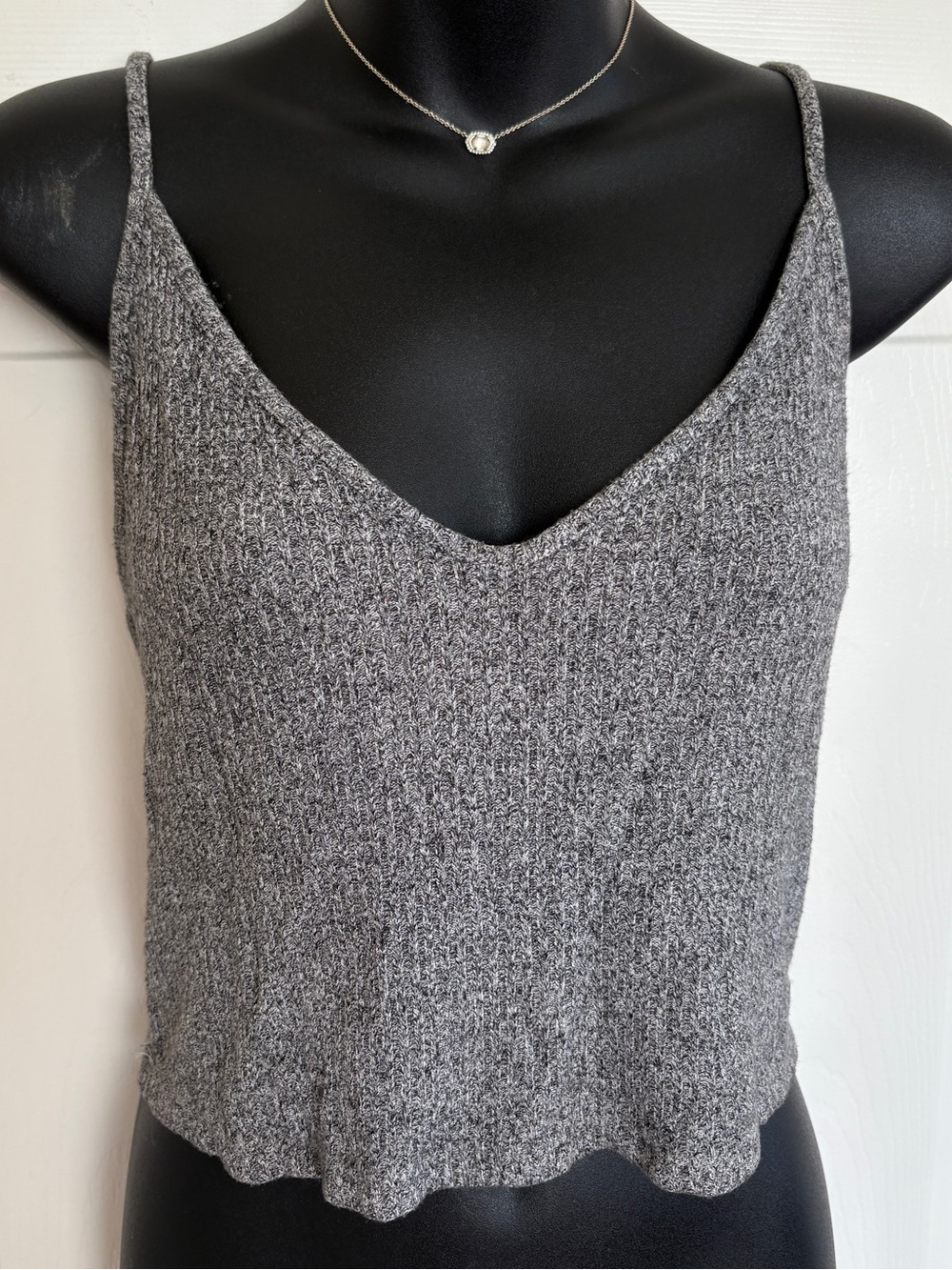 Brandy Melville Heathered Gray Cropped Knit V-Neck Tank Top
